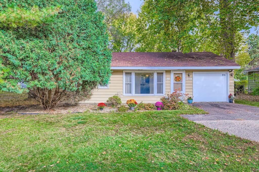 Property Photo:  731 Berwood Avenue  MN 55127