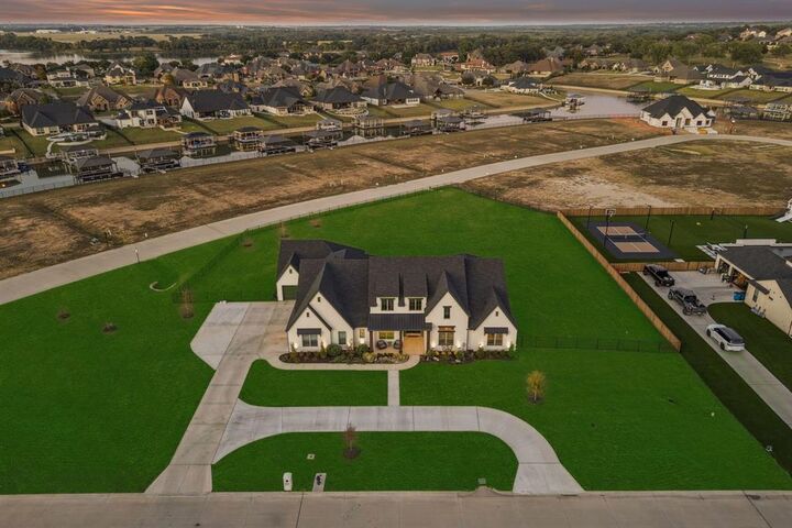 5921 Hudson Sail Circle  Fort Worth TX 76179 photo