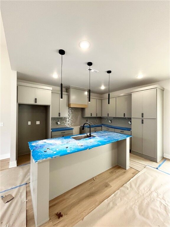 Property Photo: 6 Findhorn Lane AR 72715