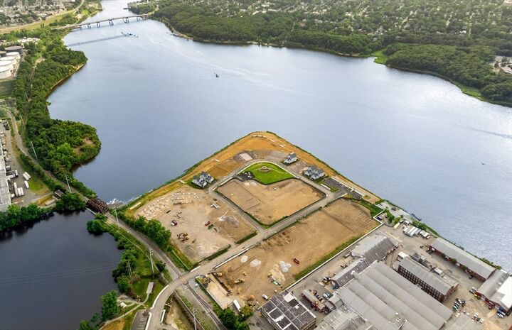 Property Photo:  34 East Point Drive 3  RI 02916 