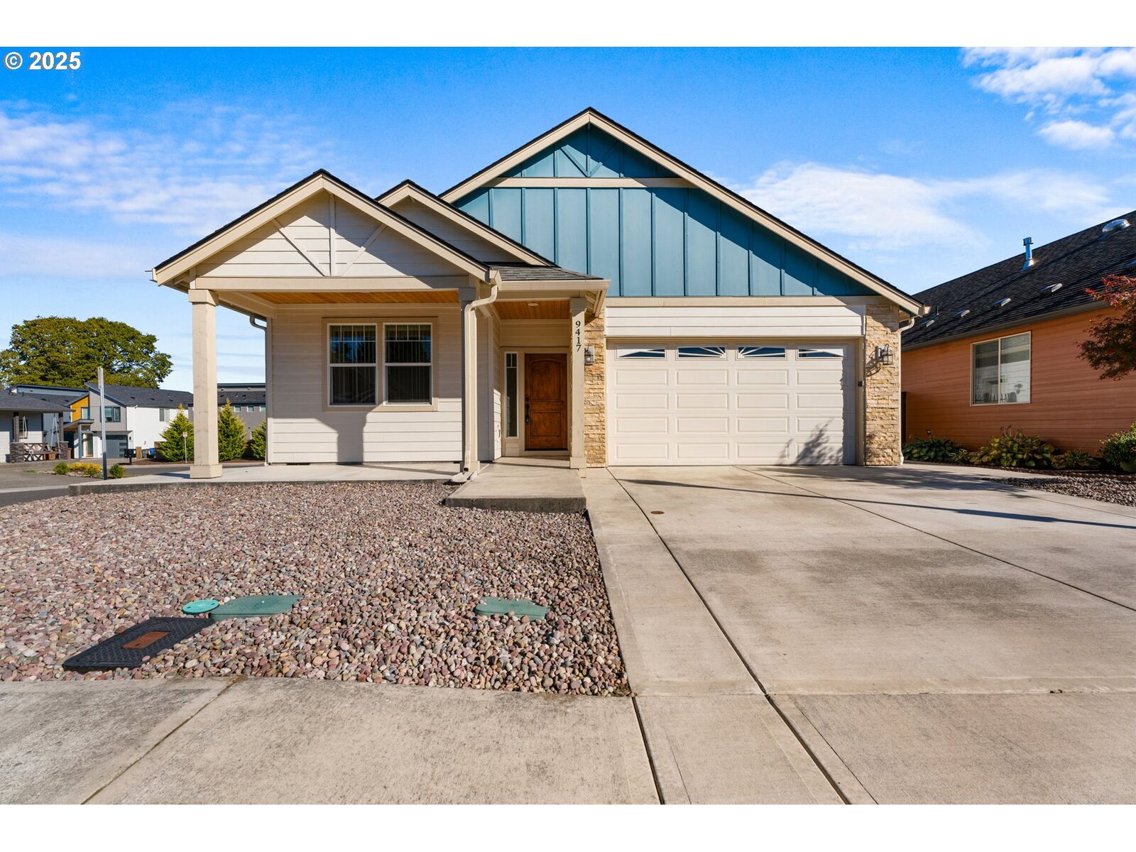 Property Photo:  9417 NE 52nd Ave  WA 98665 