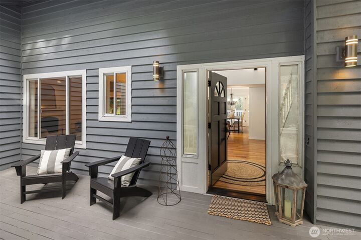 Property Photo: 2624 262nd Place SE WA 98075