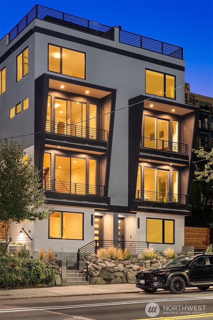 Property Photo:  2011  Dexter Avenue N A  WA 98109 