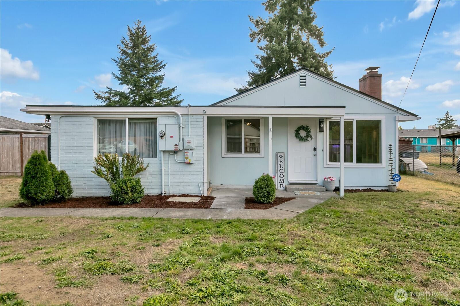 Property Photo:  1508  121 Street S  WA 98444 