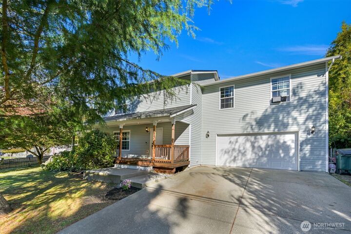 Property Photo:  814  Sapp Road  WA 98284 