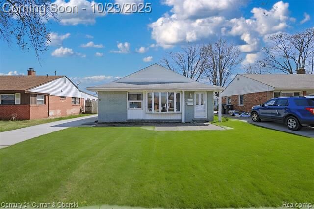 Property Photo:  18627 Hinton Street  MI 48193