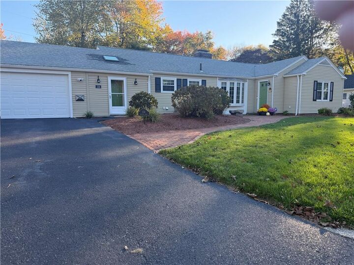 134 Naushon Road  Pawtucket RI 02861 photo