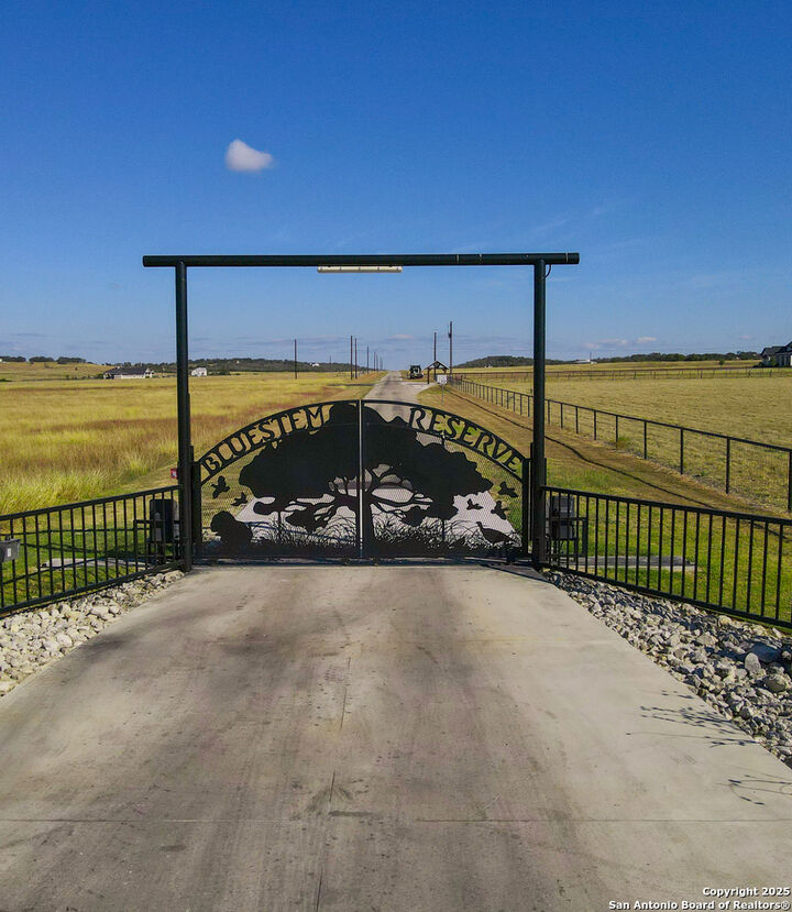 1271 Branch Rd  Geronimo TX 78155 photo