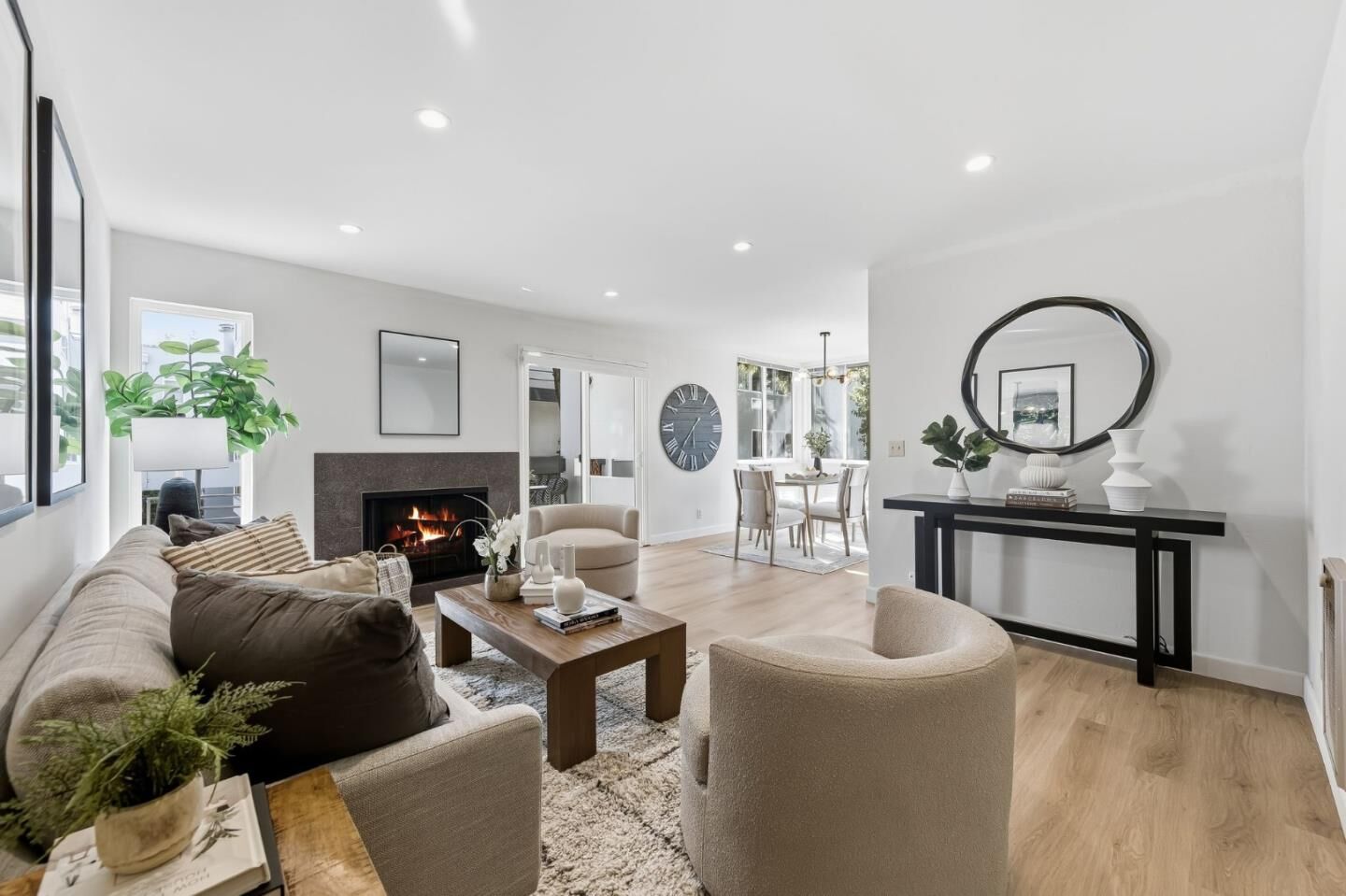 Property Photo: 1041 Shell Boulevard 8 CA 94404
