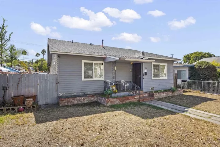 Property Photo: 127 W 5th Avenue CA 92025