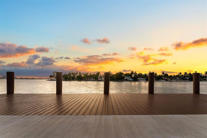 Property Photo: 7508 W Treasure Dr FL 33141