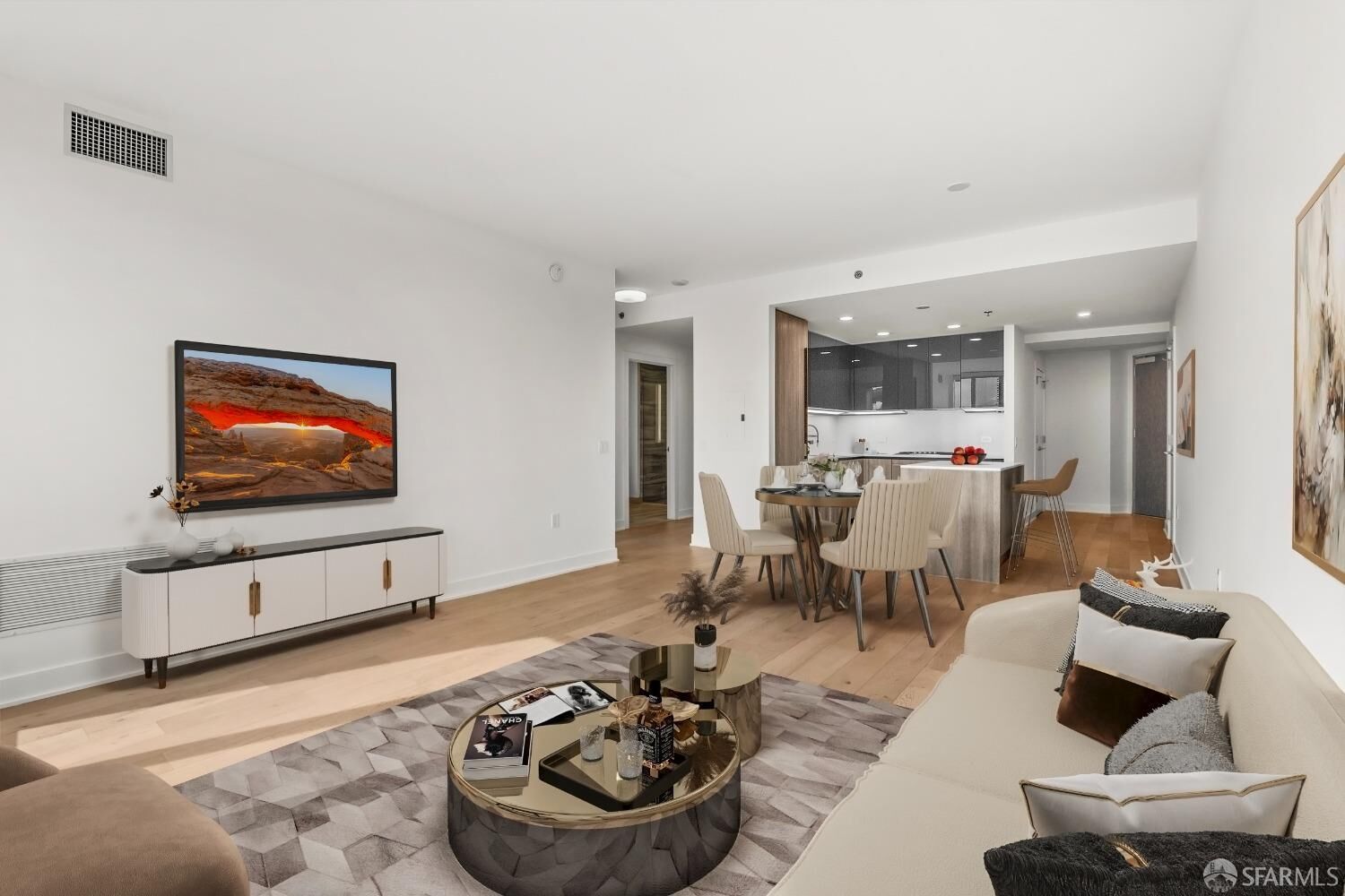 Property Photo: 338 Main Street 10D CA 94105