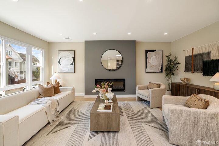 Property Photo: 537 Russia Avenue CA 94112