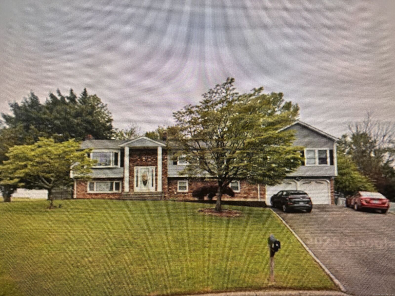 Property Photo: 5 Cora Place CT 06460