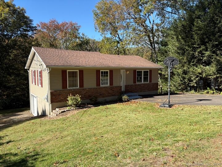 Property Photo: 14 Clayton Road CT 06811