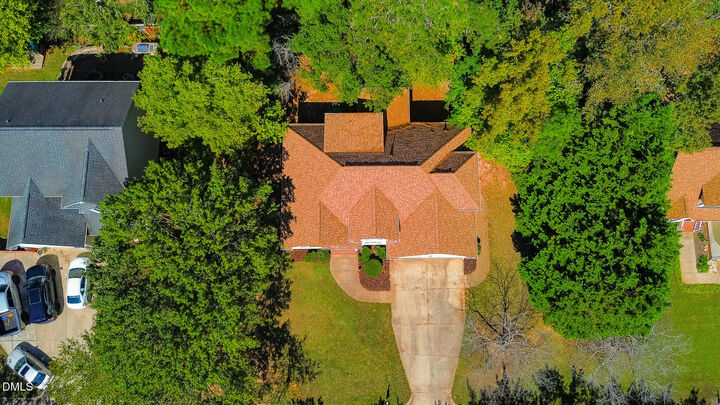 Property Photo: 105 Foxbury Drive NC 27529