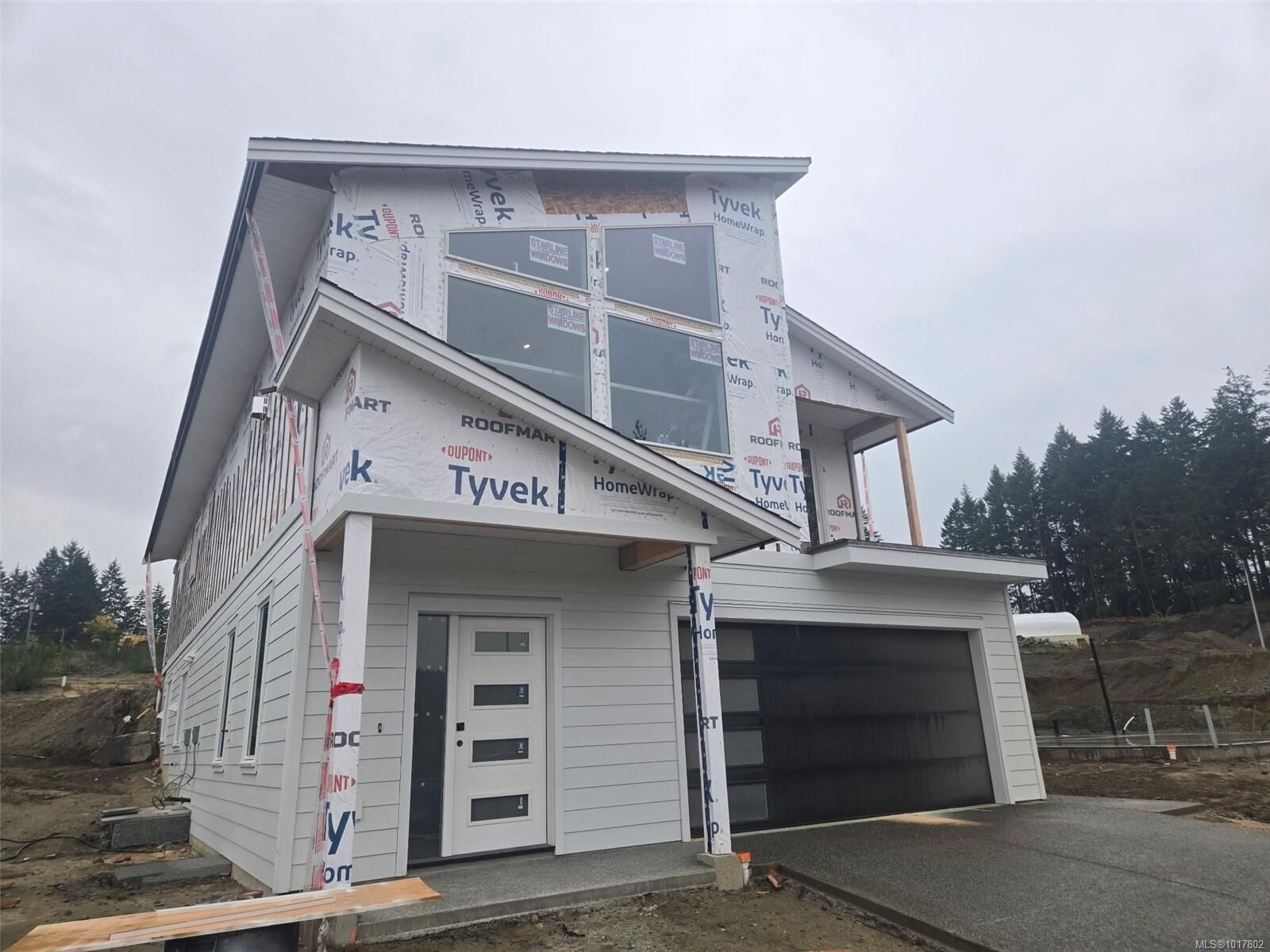 Property Photo: 157 Marina View Dr BC V9G 1K4