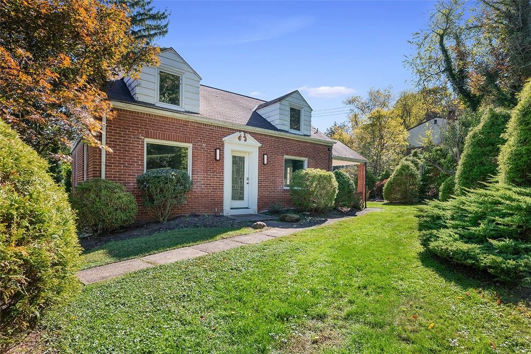 Property Photo: 308 Byron Rd PA 15237