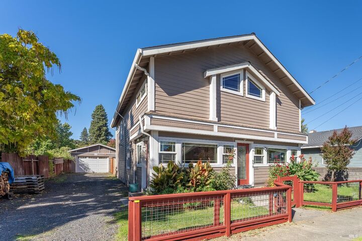Property Photo:  372 Coast Street  CA 95490 