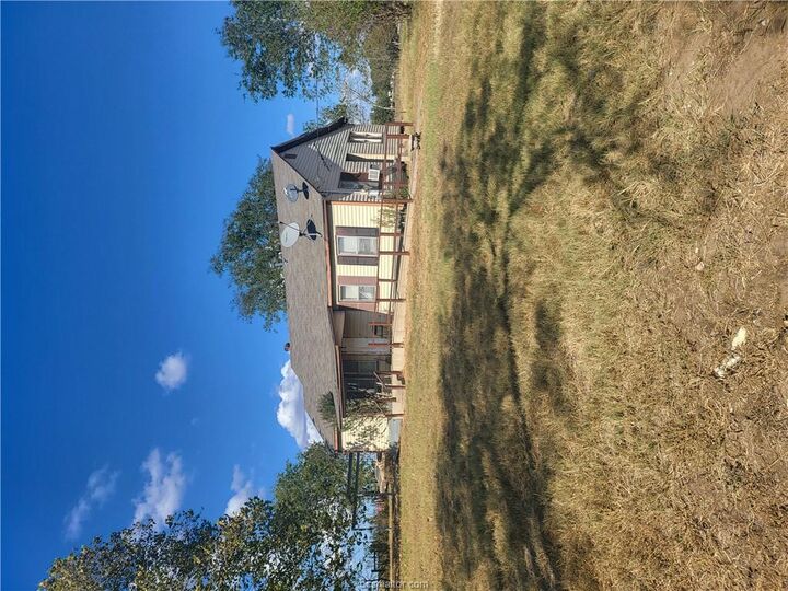 Property Photo: 233 County Road 122 County Road TX 77836