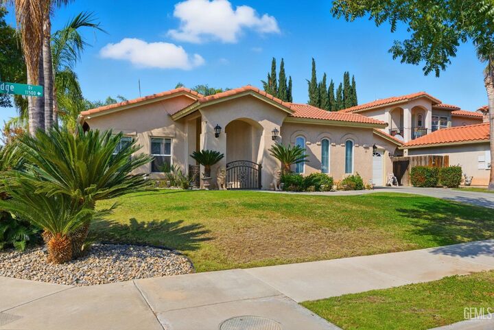 Property Photo: 11522 Vauxhall Bridge Drive CA 93311