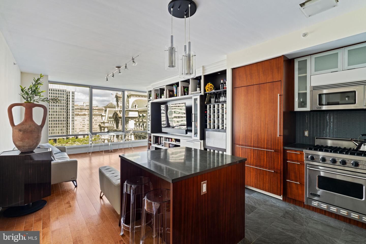 Property Photo: 1414 S Penn Square 11D PA 19102