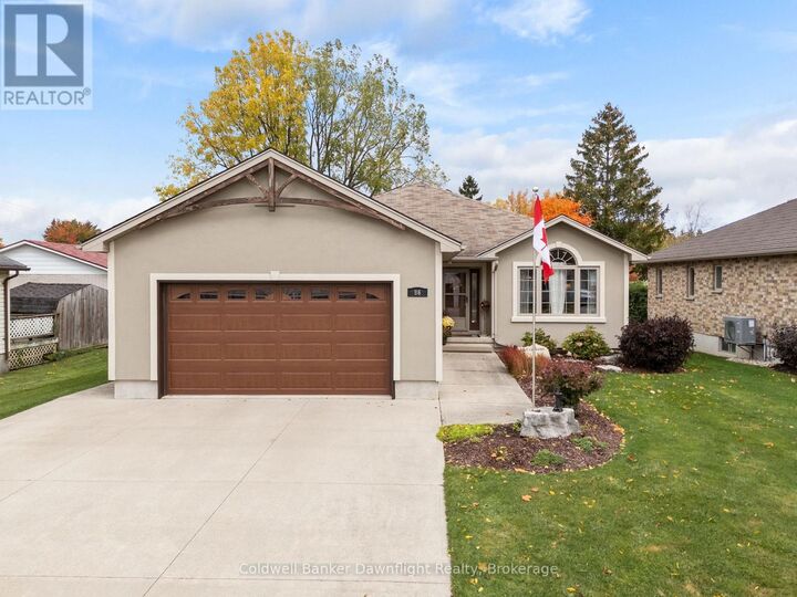 Property Photo: 86 Huron Street West ON N0M 1S2