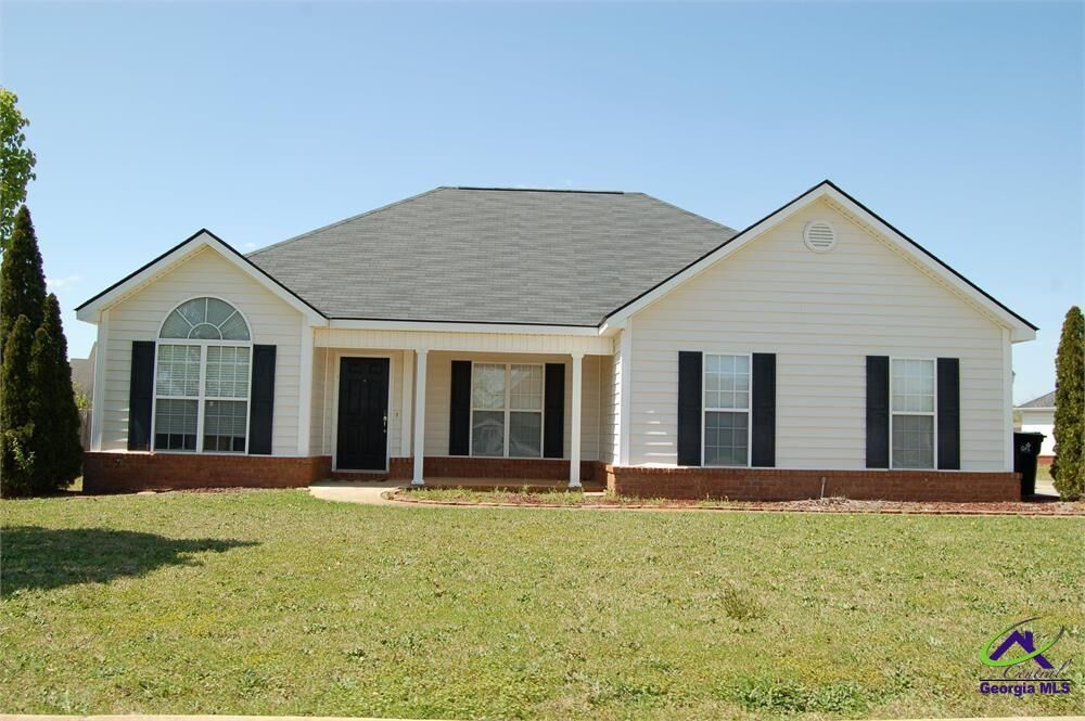 Property Photo:  101 Gailey Court  GA 31088-0000 