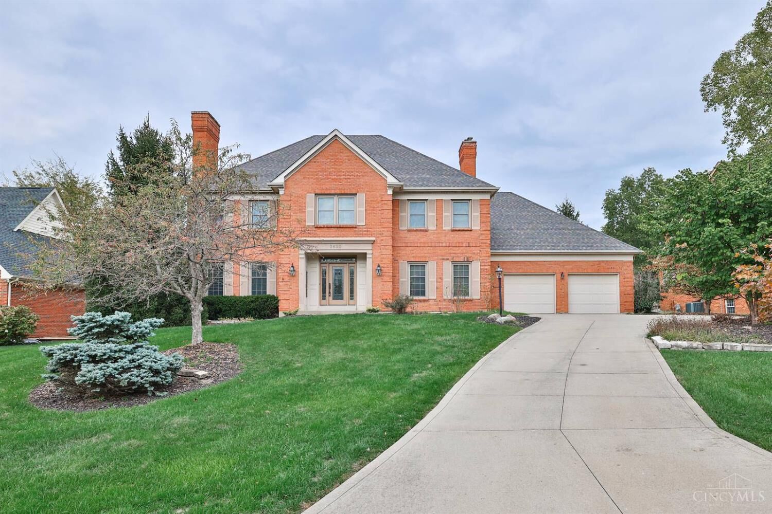Property Photo: 3630 Fawnrun Drive OH 45241