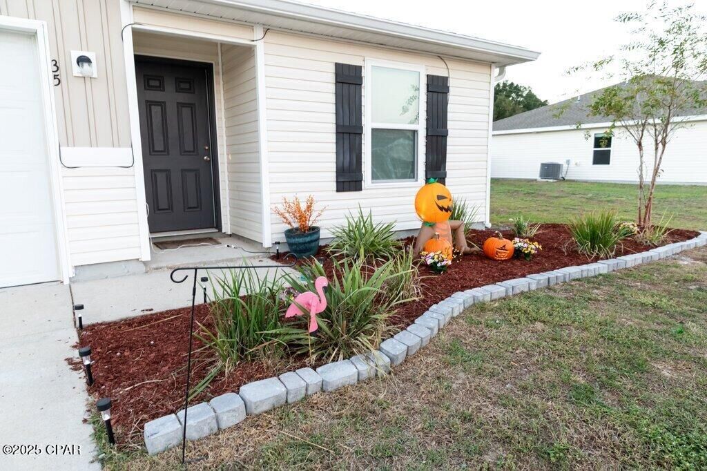 Property Photo:  35 Cora Road  FL 32433