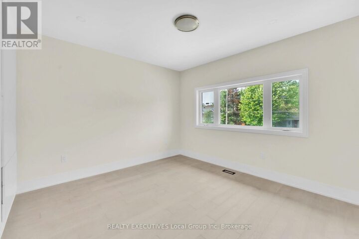 29 Shallot Crescent  North Bay (Birchaven) ON P1A 3V7 photo