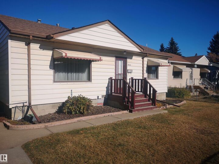 Property Photo: 9636 63 Avenue NW AB T6E 0G5
