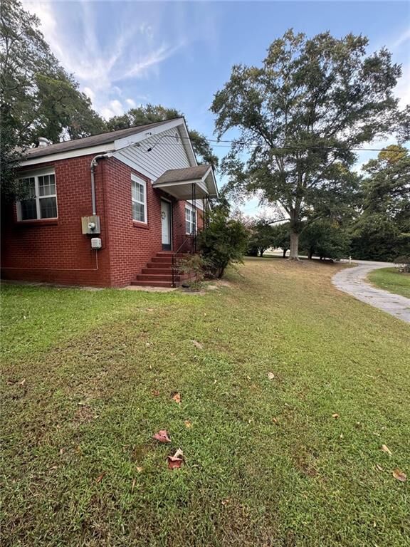 Property Photo: 7315 Lee Road GA 30122