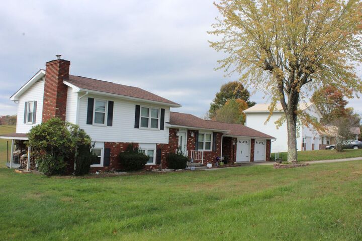 108 Ash St  Summersville WV 26651 photo