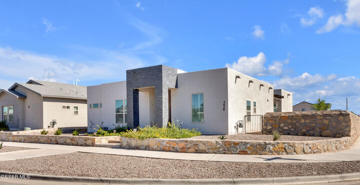 Property Photo: 2420 Mike Price Drive TX 79938