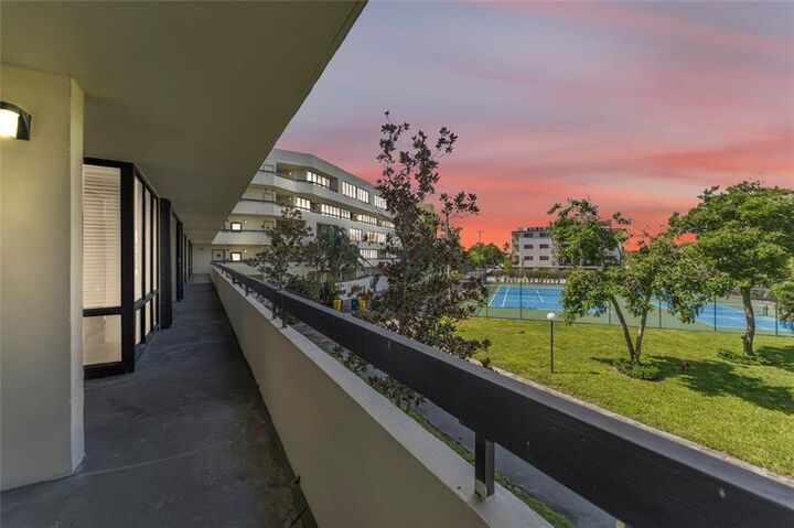 Property Photo: 1401 S Federal Hwy 218 FL 33432
