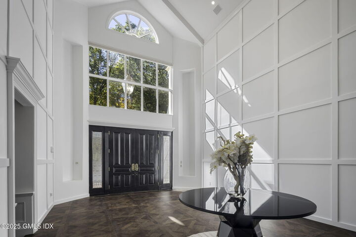 Property Photo:  177 Long Close Road  CT 06902