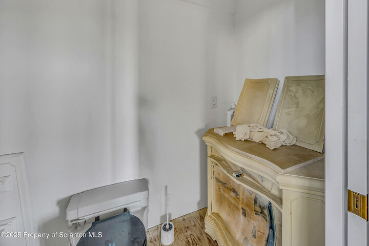 837 N Laurel Street  Hazleton PA 18201 photo