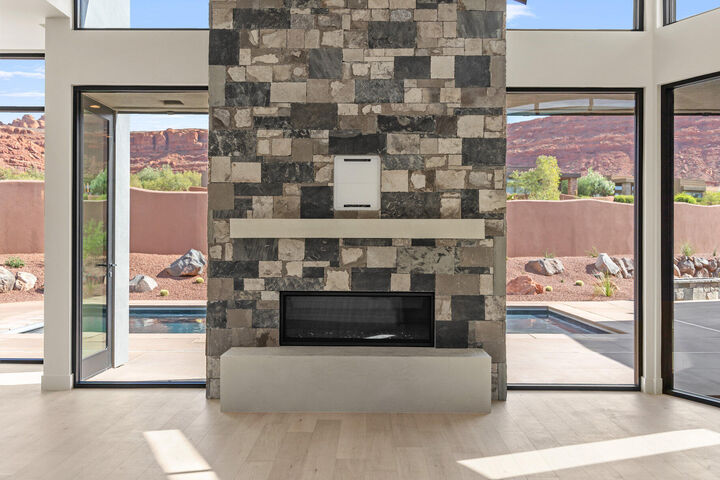 Property Photo:  2498 N La Casa Dr  UT 84770