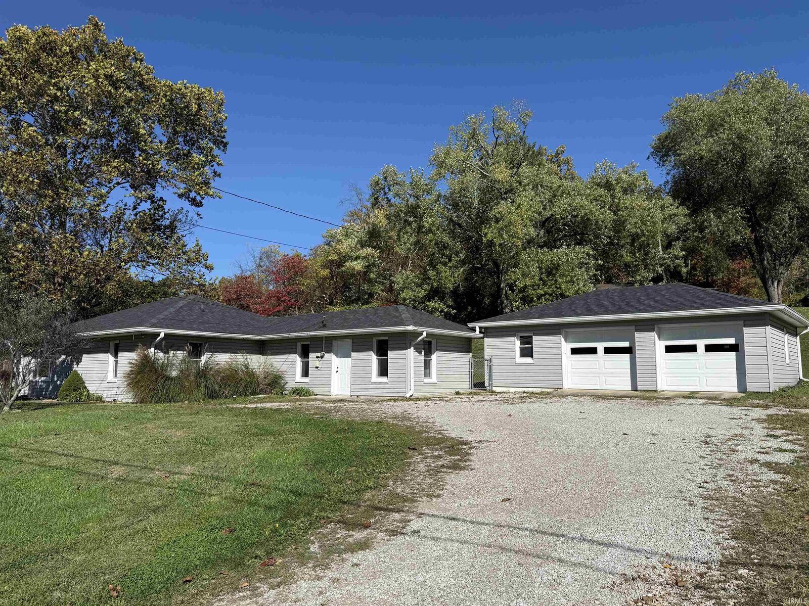 Property Photo: 3303 E Boltinghouse Road IN 47408-4740