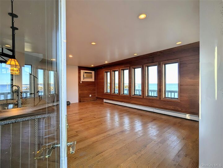 Property Photo:  528 Minnieford Avenue D  NY 10464