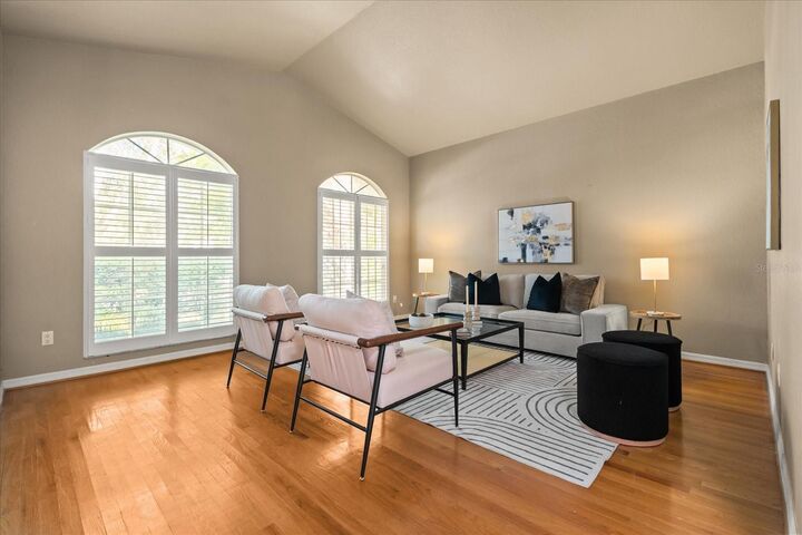 Property Photo: 2117 Saint Andrews Circle FL 32835