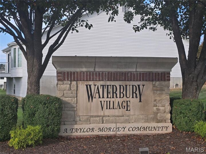 Property Photo:  763 River Glen Drive  MO 63368 