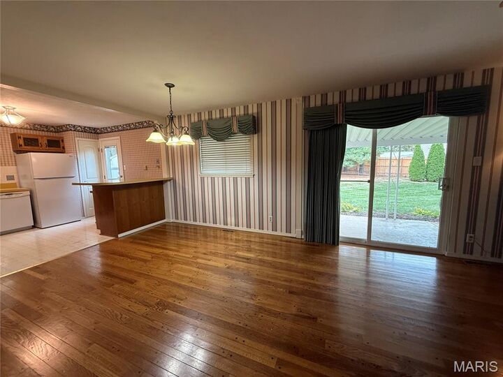 Property Photo: 5 Pittsfield Court MO 63017
