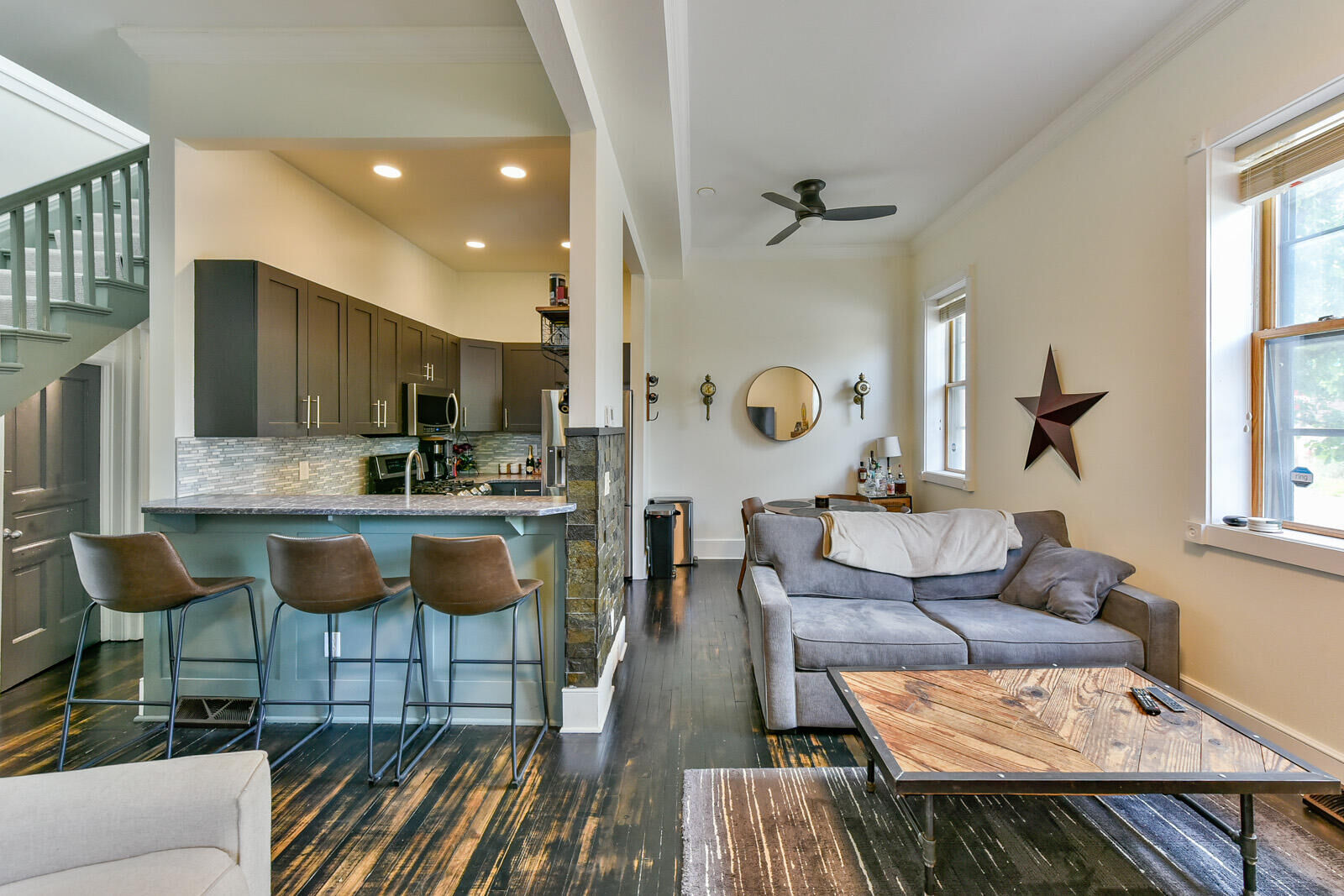 Property Photo: 2150 N Palmer St 2 WI 53212