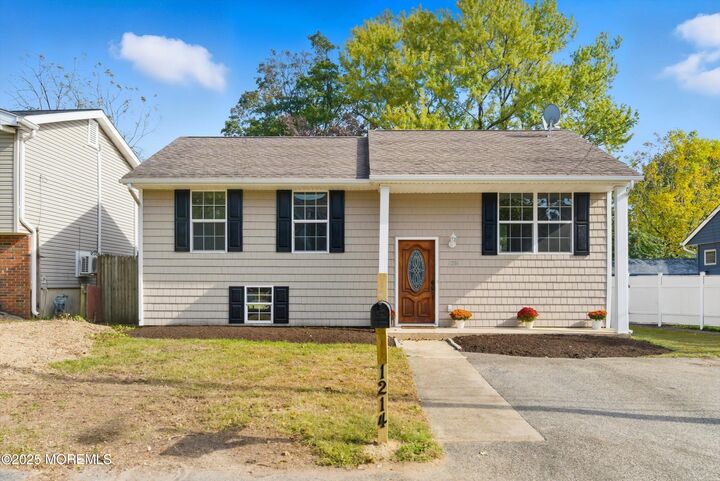 1214 Fleming Avenue  Point Pleasant NJ 08742 photo