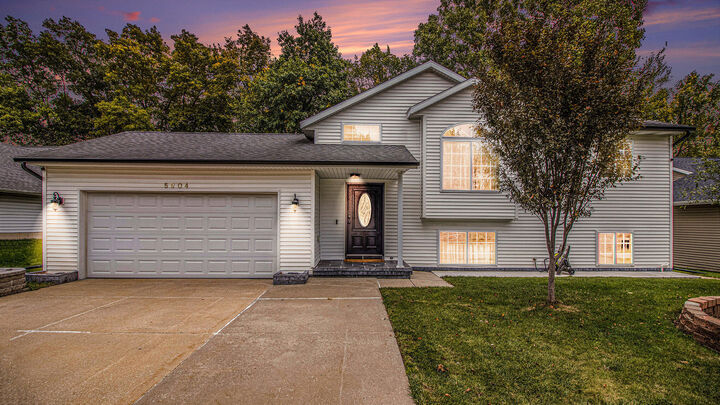 Property Photo: 5904 Penny Farm Drive SE MI 49508