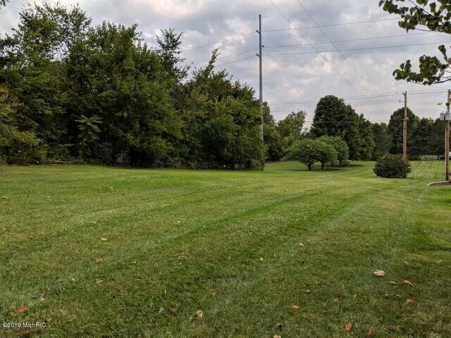 Property Photo:  1025 E Front Street  MI 49107