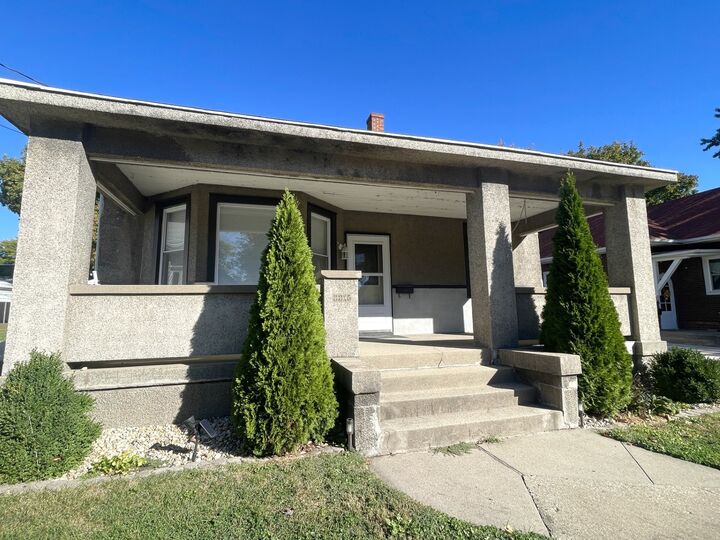 Property Photo: 2215 3rd Street IL 61354
