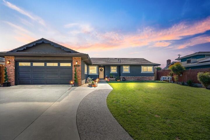 1231 Westward Drive  Hollister CA 95023 photo